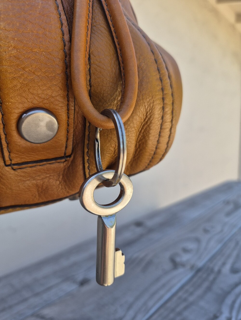 Fossil Fifty-Four "Natasha" Satchel - Picture 4 of 11